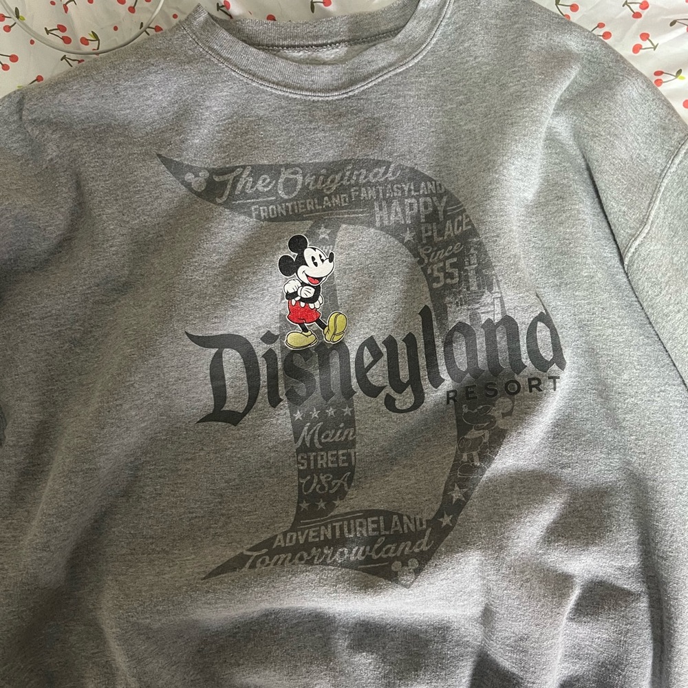 Disneyland Crewneck